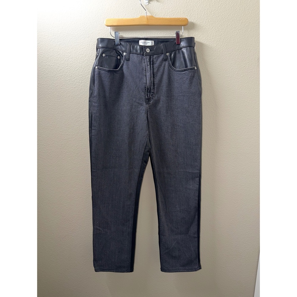 Women's NEW Abercrombie Vegan Leather Jeans Size 32 (14xl)